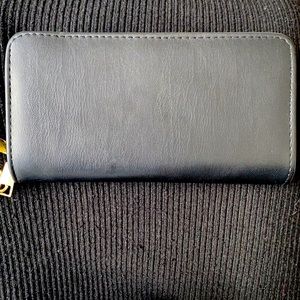 Black wallet, Brand new! Bought but never used.